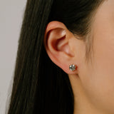 SOLITAIRE STUDS 6 CLAWS | 7mm | GOLD