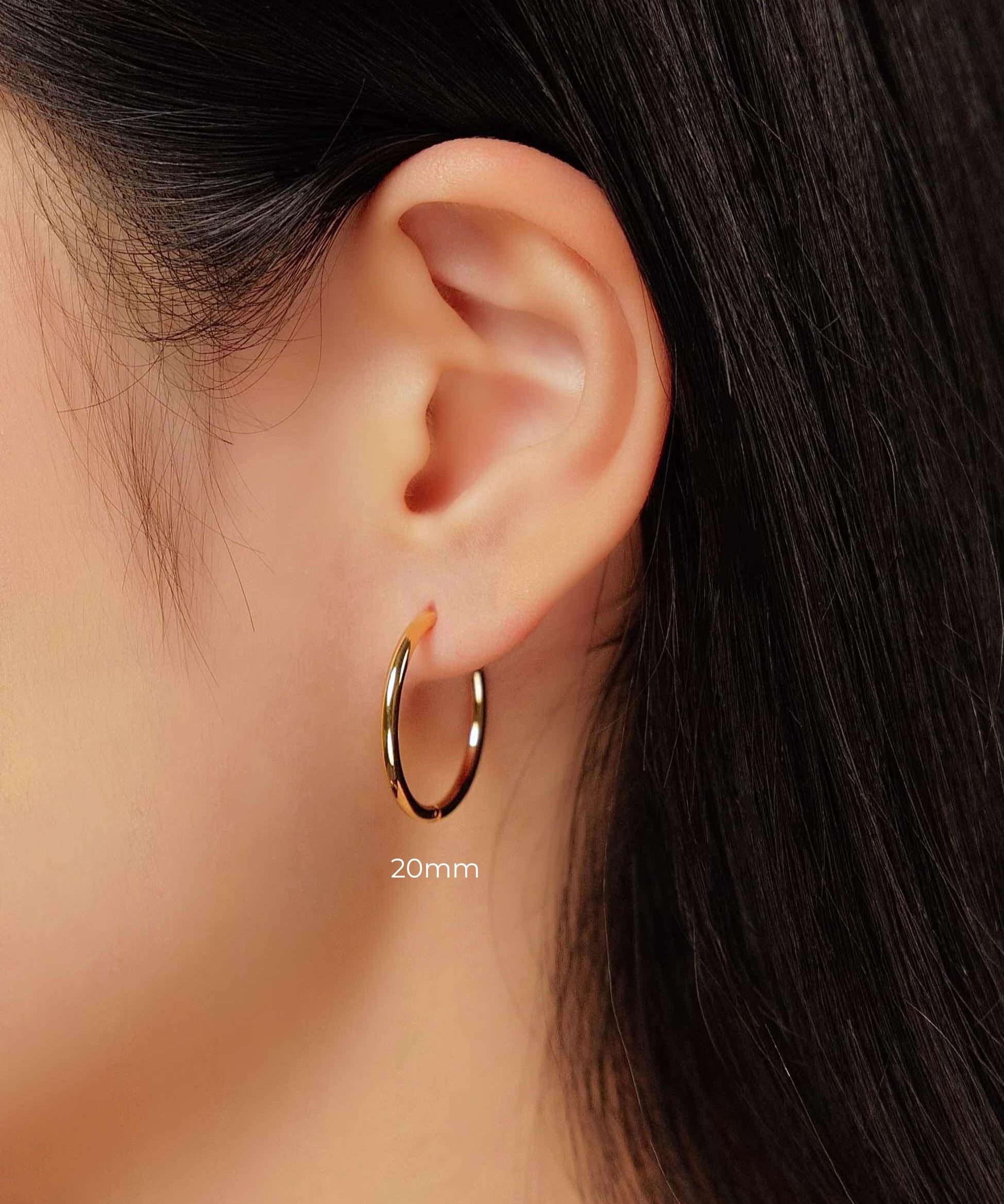 Megan Hoops | Gold